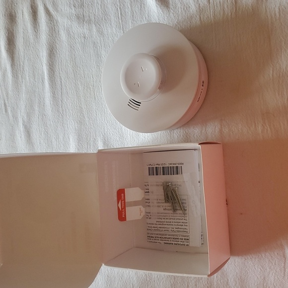 Resideo Honeywell (1) Wireless Smoke/Heat Detector Model 5800SMOKEV - Picture 7 of 8